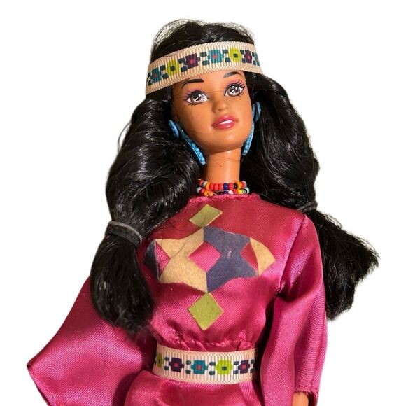 Barbie Native American Indian Doll Vintage Collectible by Mattel, Preloved Great - Picture 2 of 8